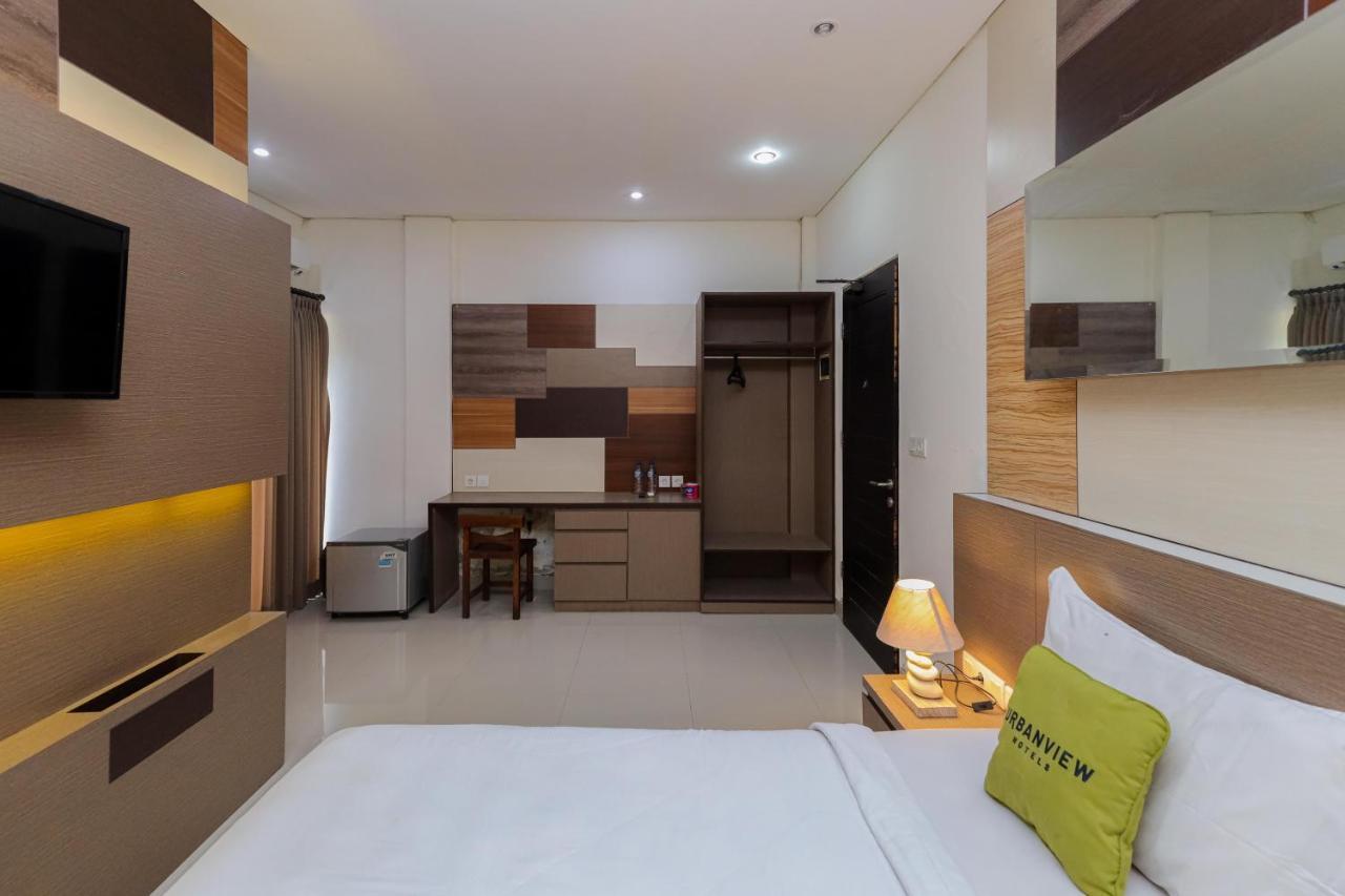 Urbanview Hotel Wg Jimbaran Bali Ungasan  Exterior photo
